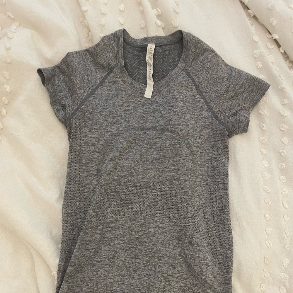 Lululemon Swiftly Tech